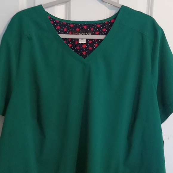 koi Women's Blouse - Green - Picture 2 of 5